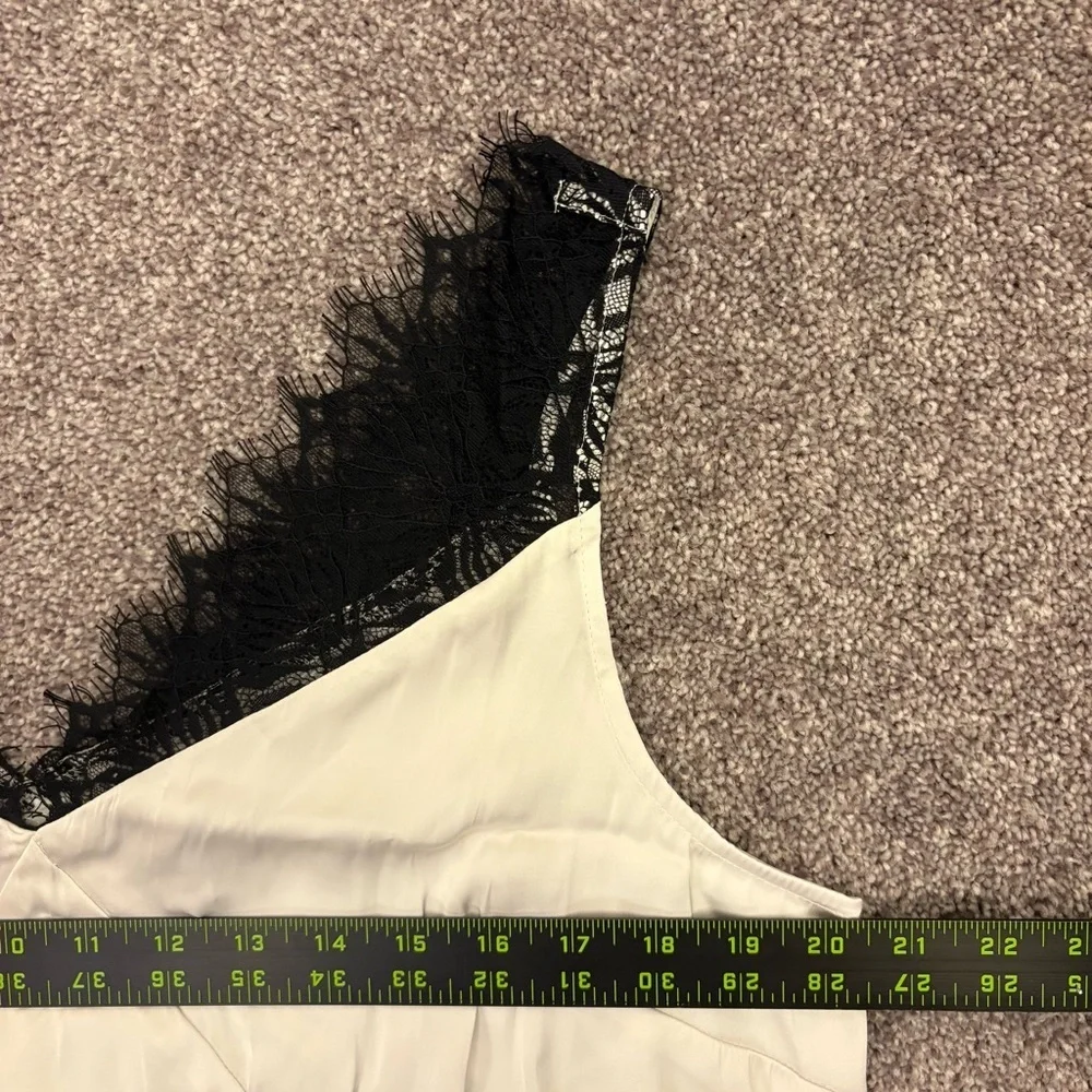 Worthington Women's Sleeveless Tank Top Size L White Black V-Neck NWT $48 - Picture 9 of 14